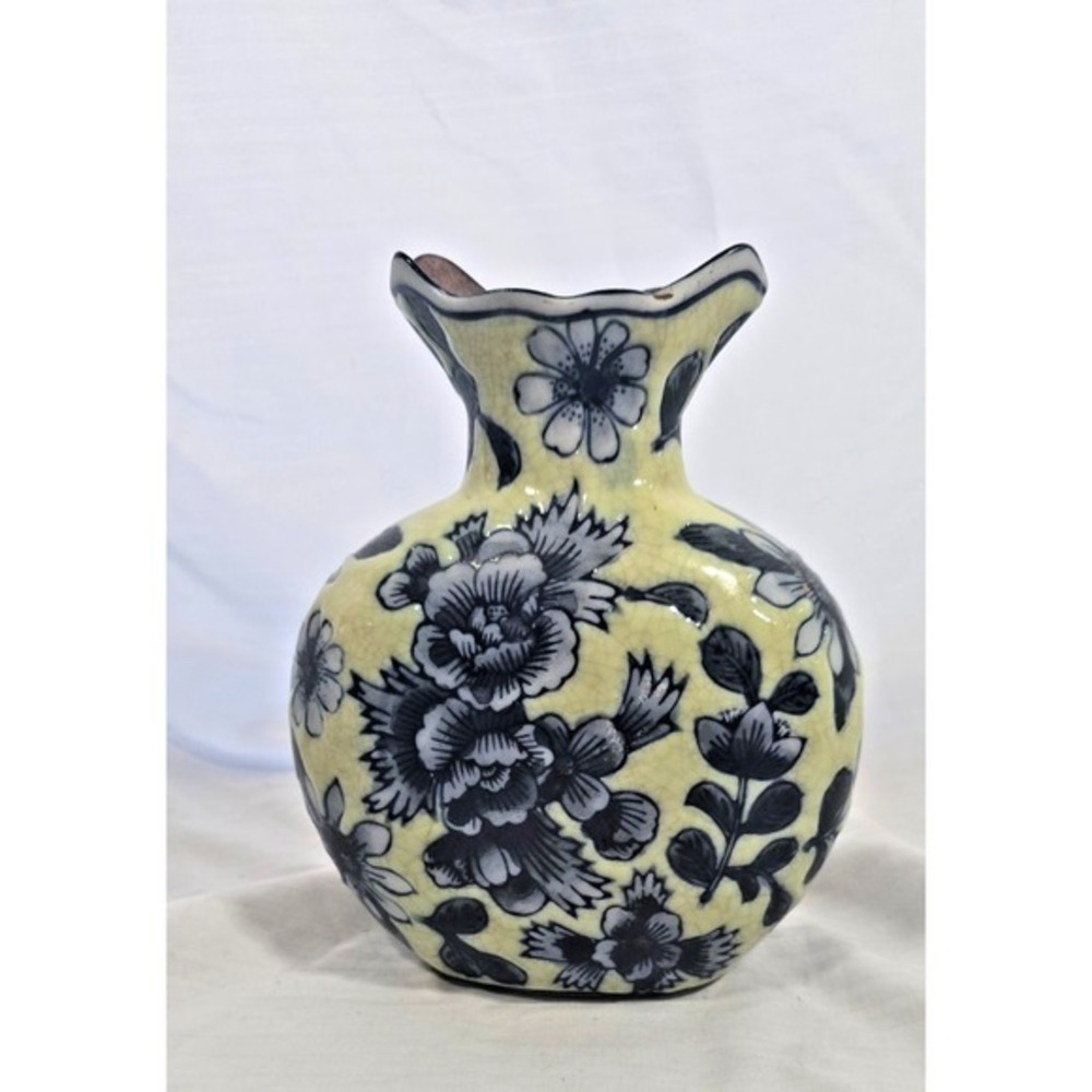 Vintage Seymour‎ Mann Vase CHINA BLUE Floral Design Porcelain 7 3/4" Tall Signed